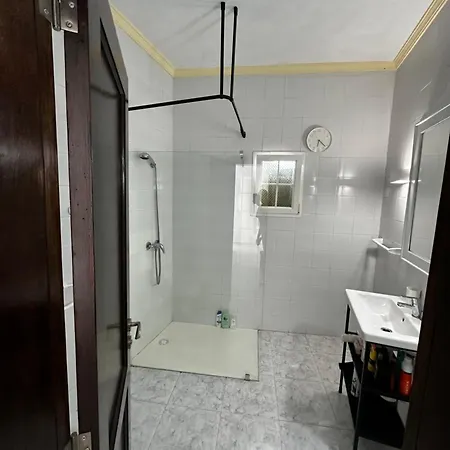 Casa Gueime, In A Private House Διαμέρισμα *